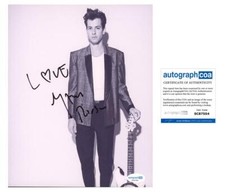 Mark Ronson "Uptown Funk" Songwriter AUTOGRAPH Signed 8x10 Photo C ACOA Mark Ronson "Uptown Funk" Songwriter AUTOGRAPH Signed 8x10 Photo C ACOA