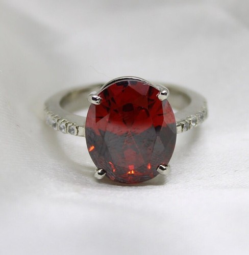 Lab Created Women Oval Shape Garnet Handmade Ring 925 Sterling Silver Ring - Picture 8 of 10