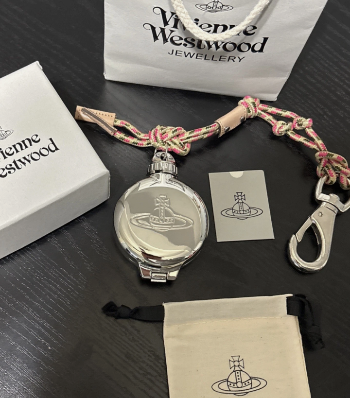 US SELEER* Vivienne Westwood Portable Ashtray With Box
