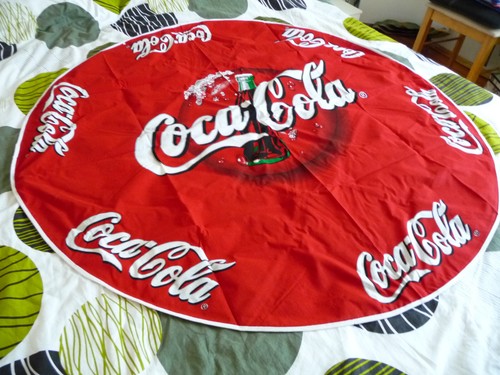 5 manteles Coca Cola años 90 sin usar raro 125cm diámetro  - Imagen 5 de 8