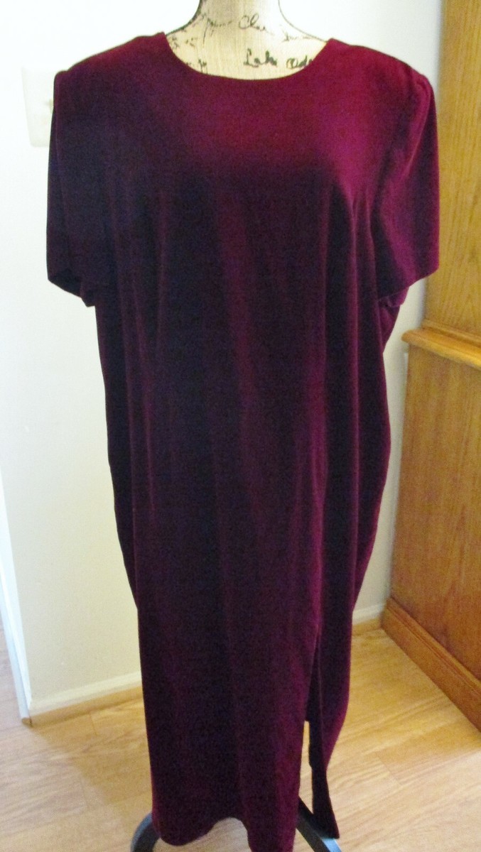 maggy london burgundy dress Floral One Shoulder Ruffle Maternity Dress CREAM / MEDIUM