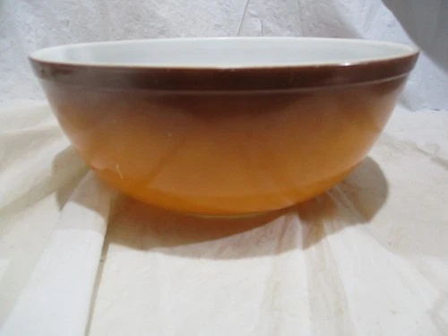 Vintage Pyrex Old Orchard Brown Ombre Mixing Bowl #404 4 Qt Large Nesting