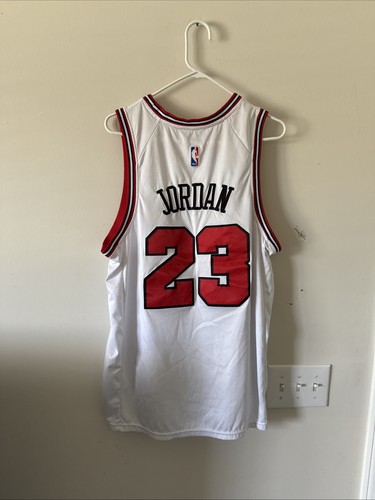 Camiseta Michael Jordan Nike Swingman Blanca Chicago Bulls Talla 52 (XL) Dri-Fit - Imagen 4 de 4