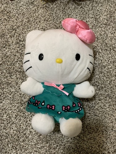 Sanrio Hello Kitty süßer Weihnachtsbaum 9 -10 cm