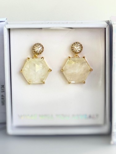 Bomb Party MHA Earring & Necklace Rise and Shine & Find Strength in Togetherness - Picture 10 of 11