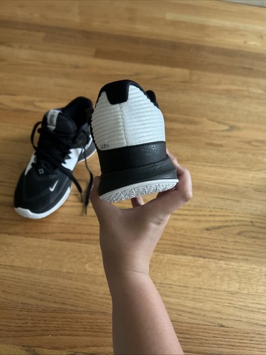 Authentic Kyrie, Low’s 5 Tb￼￼ - Picture 7 of 8