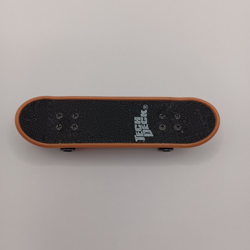 Darkstar Black + Red Logo Tech Deck + Wheels 2000s Era Vintage Finger Board Complete - Bild 2 von 4
