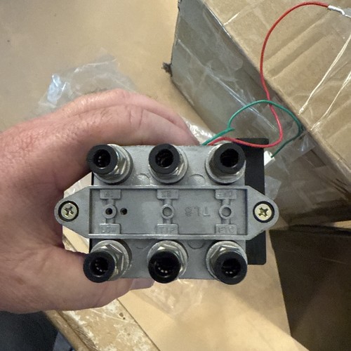 Dusledel PTO Switch Pneumatic Control for Dump Truck Tipper Valve Console Tower - Picture 5 of 9