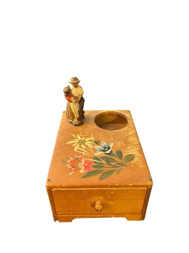 Caja de música de madera vintage tallada amantes pareja bailarina floral rectangular alemana - Imagen 14 de 14