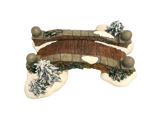 DEPT 56 Dorfzubehör Stein Fußgängerbrücke Weihnachtsbäume Stechpalme #52646 mit Karton - Bild 10 von 19