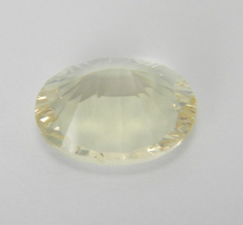 2.25 Carats Natural Yellow Labradorite Faceted Gemstone Oval YLB19 - Picture 2 of 2