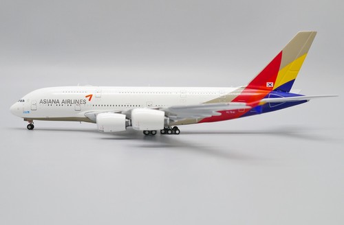 Asiana A380 Reg: HL7641 JC Wings Scale 1:400 Diecast model XX40052 (E) - Picture 2 of 12