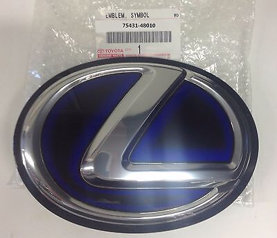 TOYOTA LEXUS LOGO CHROME EMBLEM CHRISTMAS TREE ORNAMENTS TOYOTA LEXUS LOGO CHROME EMBLEM CHRISTMAS TREE ORNAMENTS