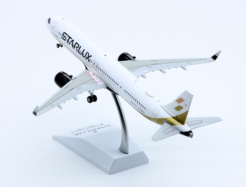 1:200 JC Wings Diecast Aircraft Model Starlux Airlines Airbus A321NEO JET B-5820 - Picture 11 of 12