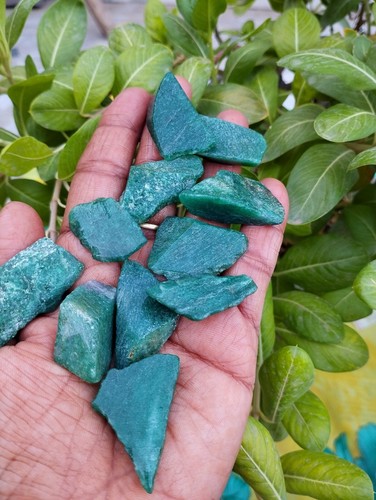 Fette grezze avventurine naturali - lotto 5 pz fortuna e abbondanza verde - Foto 3 di 6