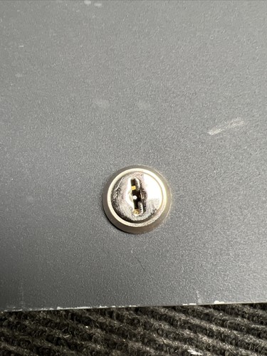 Liebert UML11500 Universal Monitor Panel  (locked) - Picture 6 of 11