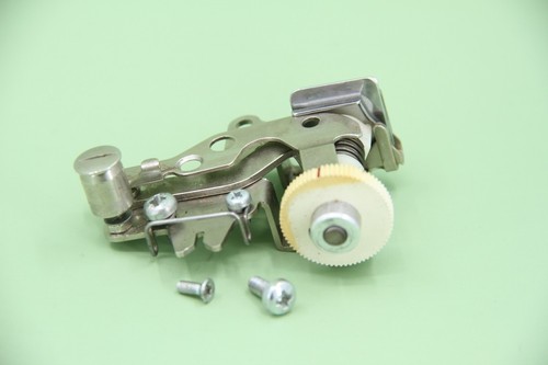 Vintage Bernina NOVA 900 Sewing Machine Replacement Parts - Picture 42 of 82