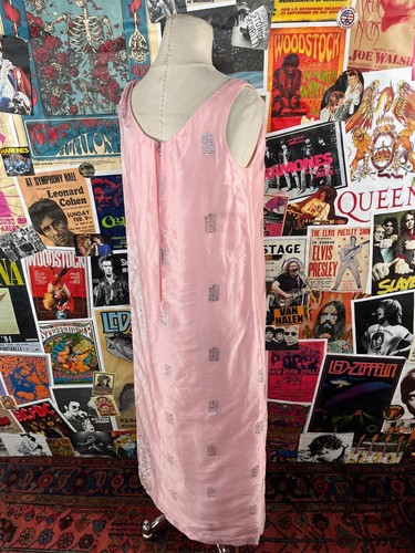 Maxi Vestido Glamour De Colección Años 60 70 Rosa Plata Lamé Cuello Barco Sin Mangas Capa Anfitriona - Imagen 15 de 18