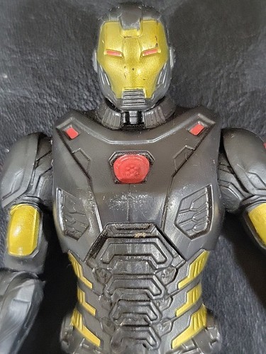 FIGURA DE ACCIÓN HASBRO MARVEL GAMERVERSE 6" LEGENDS IRON MAN - Imagen 10 de 12
