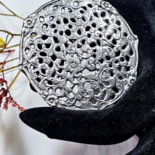 Broche Ancienne Argent Fleurs Arabesques Ajourée 57mm Diamètre - Imagen 6 de 9