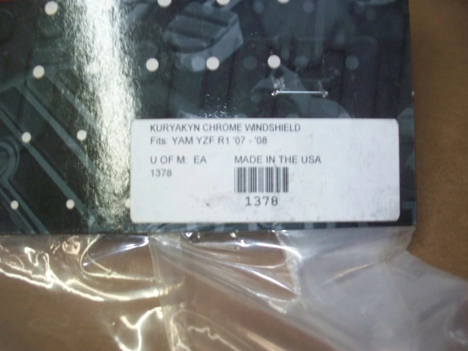 Yamaha Bicicleta Motocicleta 2007-2008 YZF R1 Cromo Parabrisas NUEVO Kuryakyn 1378 Foto 2 de 3