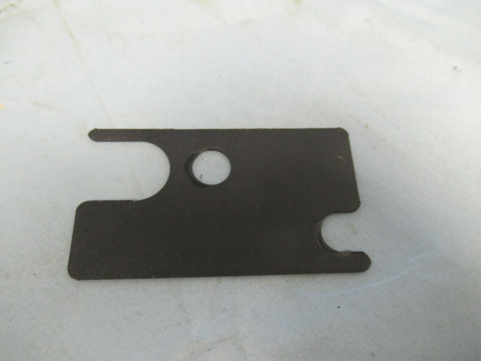 Vintec Wine Cellar Door Kickstand Spacer 5304524948 (Lot #117)
