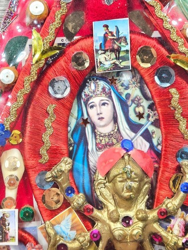 Our Lady Of Guadalupe The Secret of the Virtuous Horseshoe Amulet Triangular - Picture 5 of 15