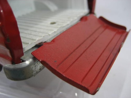 Vintage Tonka Jeep Wagoneer Fire Chief Car Pressed Steel 1960's 9" Red - Picture 8 of 20
