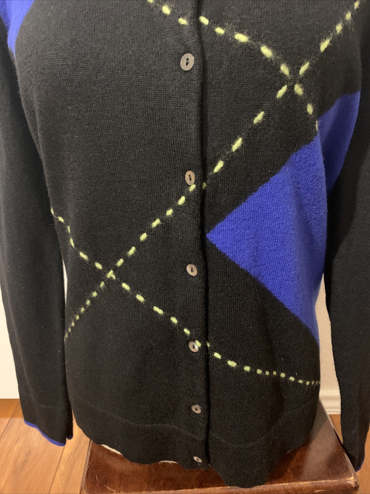 Picture 3 of 11