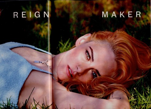 ENTERTAINMENT WEEKLY NOV 2021 KRISTIN STEWART plays PRINCESS DIANA in new movie! - Imagen 3 de 3