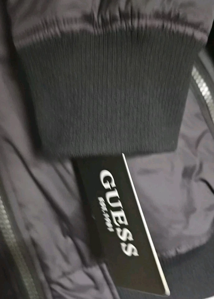 GUESS 男式轰炸机飞行夹克风衣防水黑色中号。 — 第 4/4 张图片