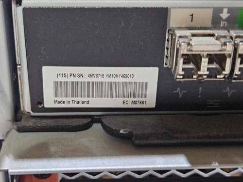 IBM System Storage DS8000 2107-D02 24x 2.5" Bay Enclosure Chassis 0170-6070-02 - Afbeelding 6 van 11