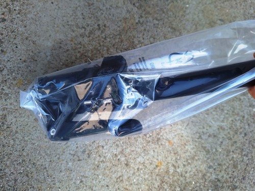 NEW Vanguard VEO AM-264TR Camera Tripod monopod with three legs stabilizer, Box - Picture 4 of 14