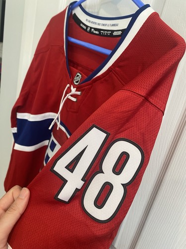Women’s Fanatics Montreal Canadiens NHL Red 48 Lane Hutson Jersey (Size Large) - Picture 3 of 11