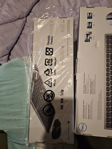 Dell KM7120W-GY-US Wireless Keyboard & Mouse - Gray - Picture 1 of 3