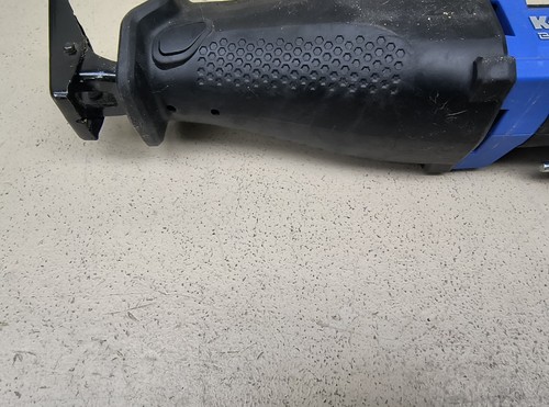 Kobalt KRS-224B-03 24V Variable Speed Brushless RECIPROCATING SAW - Picture 5 of 8