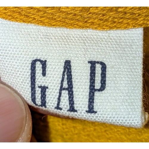 GAP Mustard Yellow Long Sleeve Sweatshirt Crewneck Pullover Size M Comfy NWOT - Picture 6 of 10