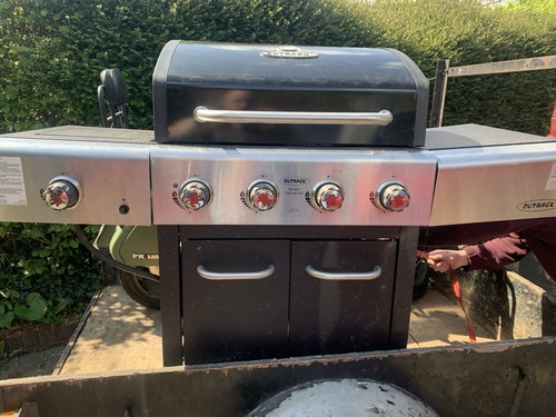 Outback Gas BBQ - Picture 4 of 7