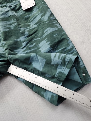 NEW Nike Jordan Boys Youth Size Large 12-13 Yrs Rugged Nylon Shorts Camo Flash - Picture 9 of 11