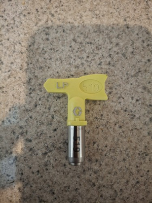 #ad Graco LP519 RAC X Low Pressure Airless Paint Spray Tip Yellow NEW Open box $40.00