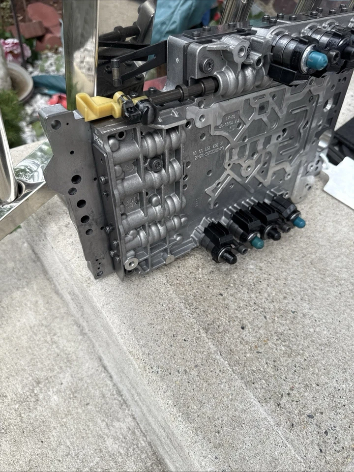 Cuerpo de válvula de transmisión Tronic Mercedes C250 E350 GLK350 7G TCM 2122771201 OEM Foto 3 de 4