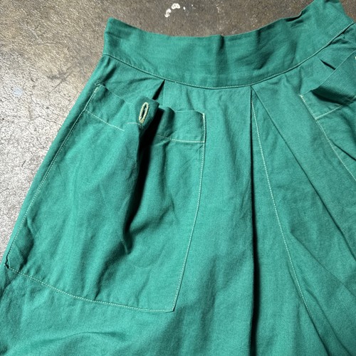 Vintage 1930s Green Cotton Shorts Hip Pockets Sportswear High Waist Separates - Picture 3 of 13