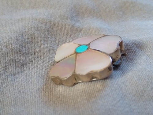 Vintage Native American MOP and Turquoise Earrings As Is for Parts or Repair. - Picture 12 of 16