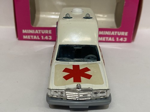 ** NOREV Jet Car Mercedes Ambulancia 1:43 coche Diecast - Imagen 5 de 8