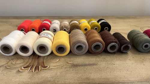 Vtg Pretty Punch Thread-Dee-Lite Yarn Craft Lot 22 Spools 3 Needles Metal/Wood - Picture 18 of 23
