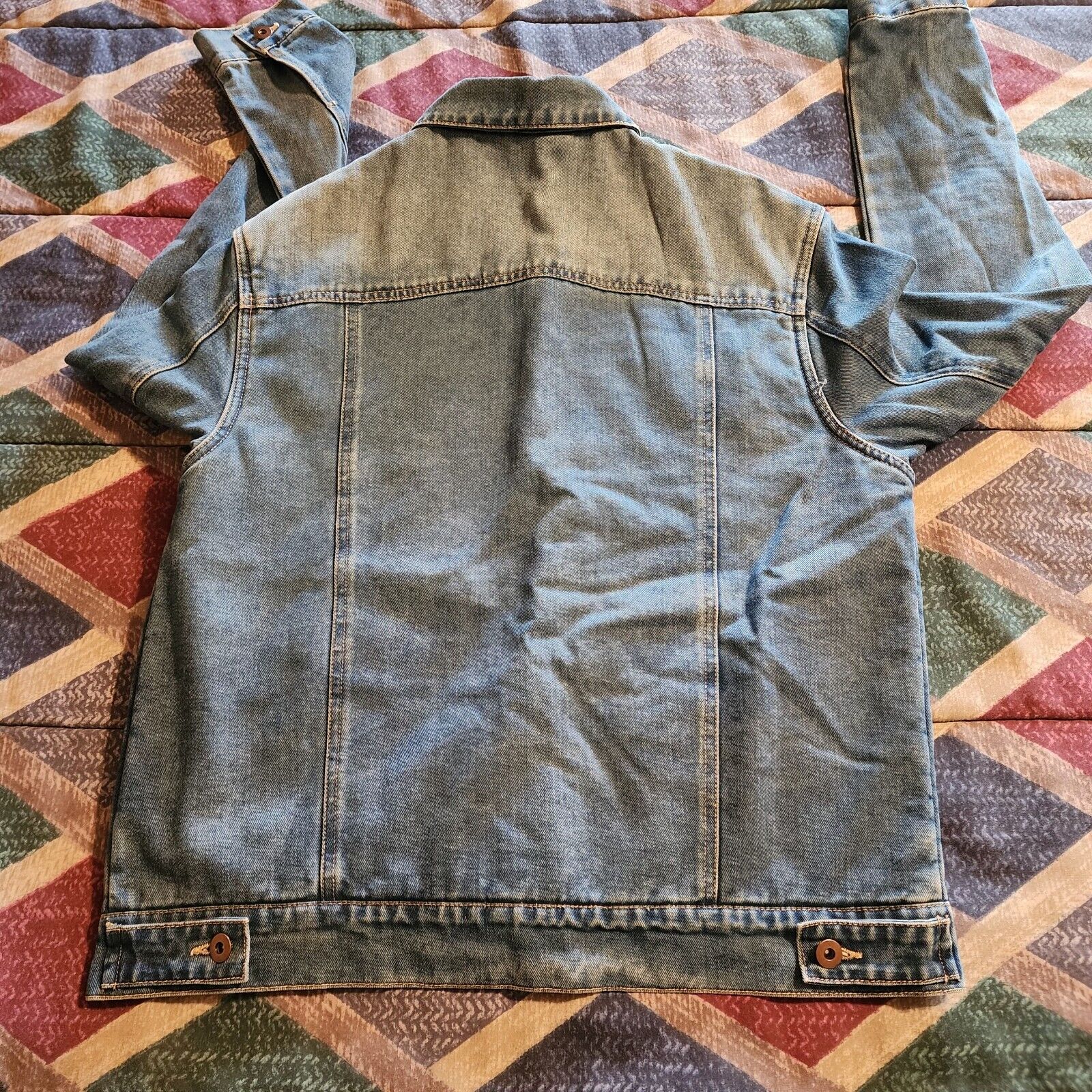 Picture 16 of 24