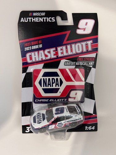 NASCAR Authentics 1:64 Diecast Various Drivers - Picture 59 of 98
