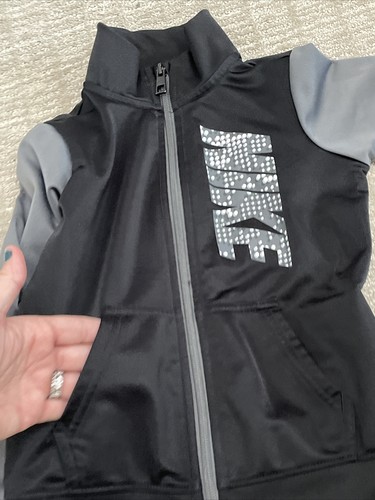 NIKE Black Zip Up Jacket Size 5 Small Boys Track Athletic Lightweight Jacket - Picture 6 of 9