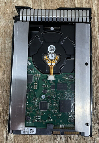 700937-001, 533871-001, 0B24475, HP 3,5" 300 GB 15K 6 Gbps HDD SAS CON VASSOIO - Foto 3 di 3