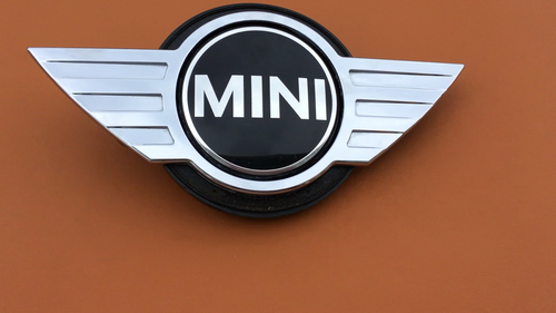 2011-2016 Mini Cooper Countryman Tailgate Trunk Release Handle Emblem OEM - Video 1 of 1